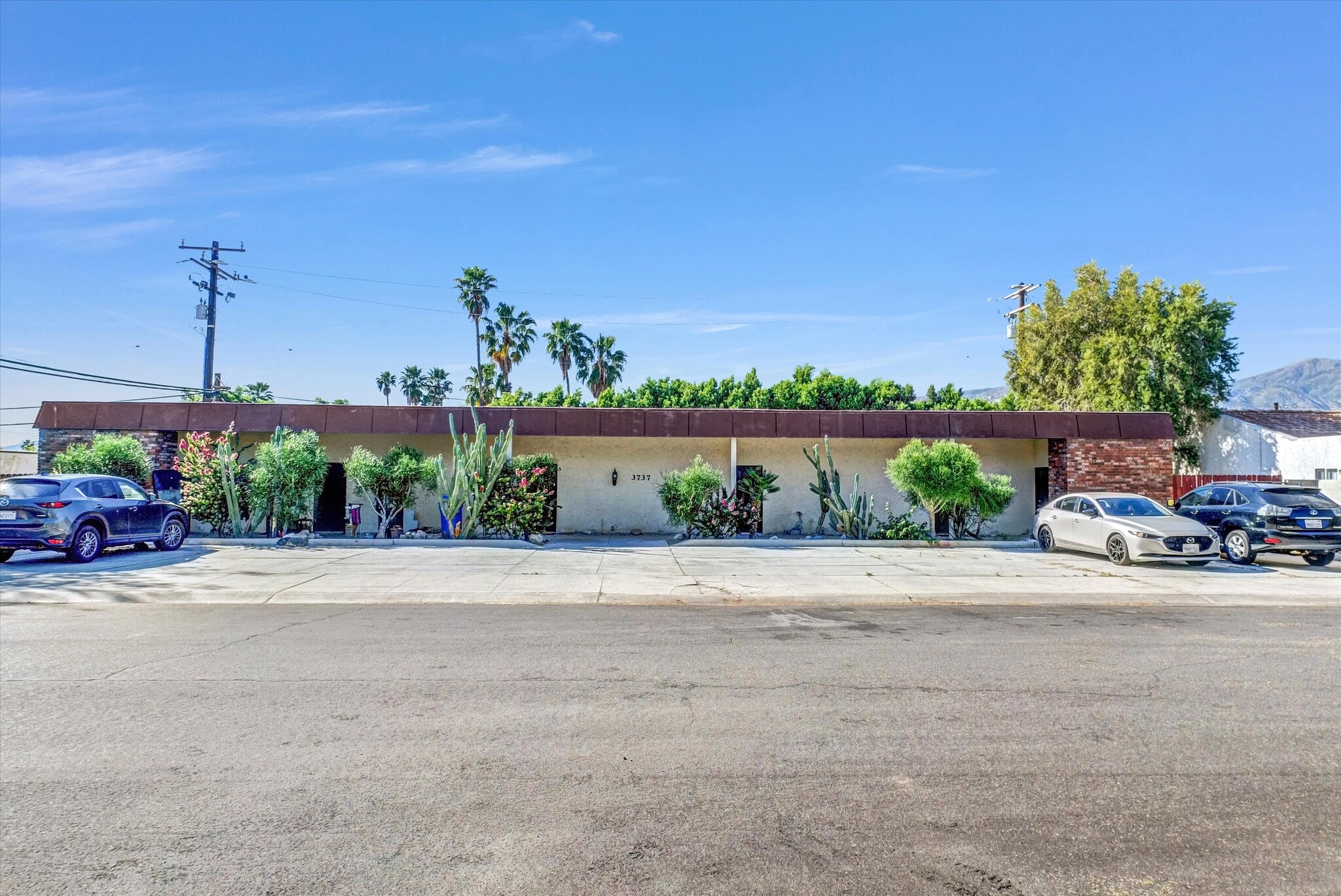 3737 E Calle De Carlos, Palm Springs, CA for Sale