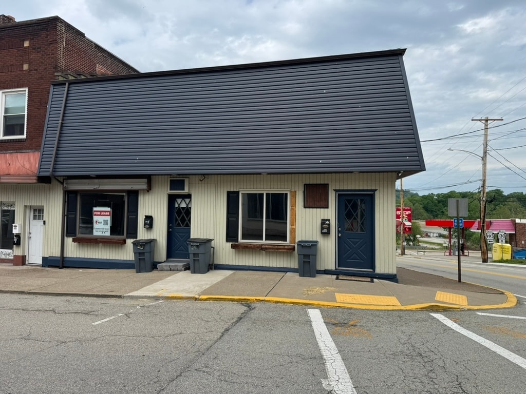 437 Cavitt Ave, Trafford, PA for Rent