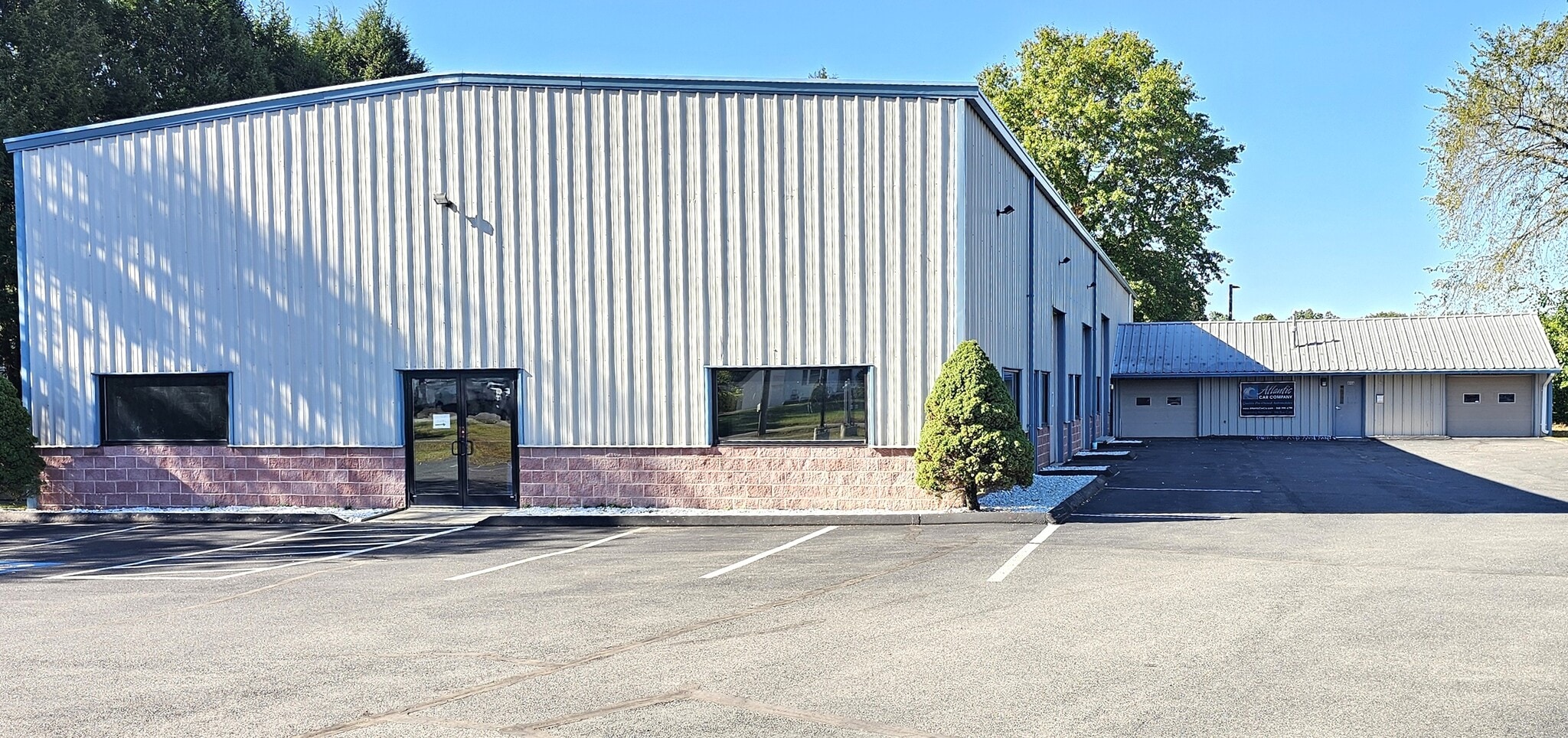 84 S Main St, East Windsor, CT for Rent