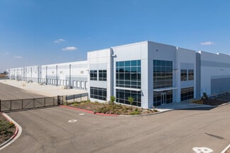 Tulare, CA Industrial - W Paige Ave & S I St