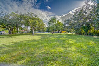 Coral Gables, FL Residential Land - 400 Fluvia Ave