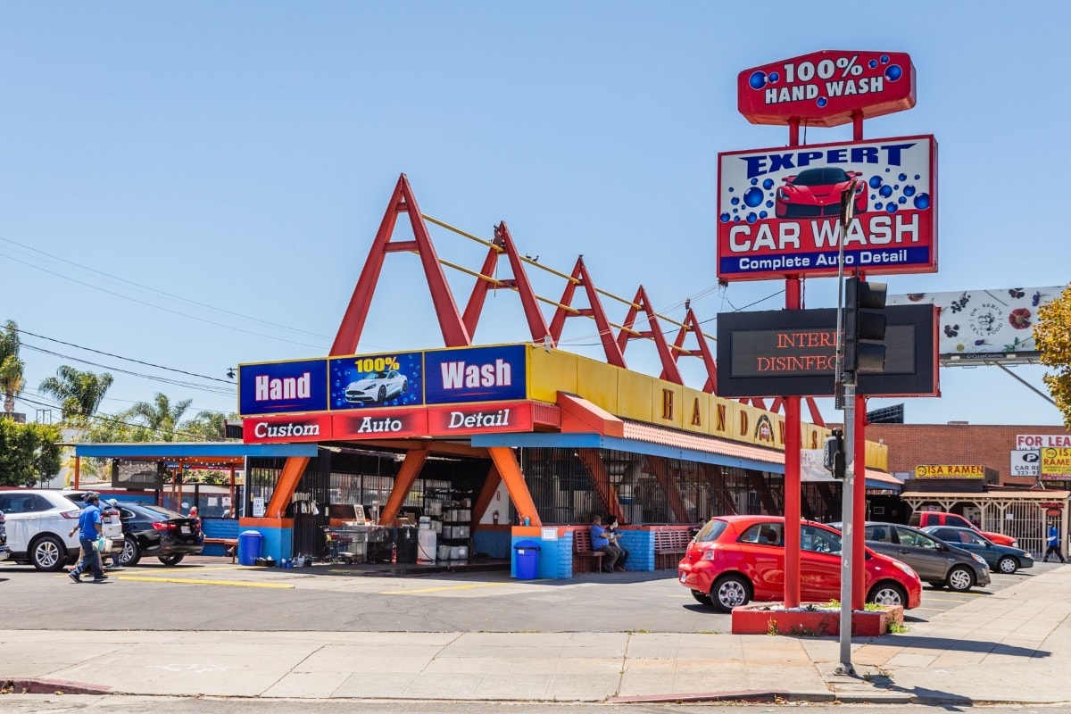 900 S La Brea Ave, Los Angeles, CA for Rent