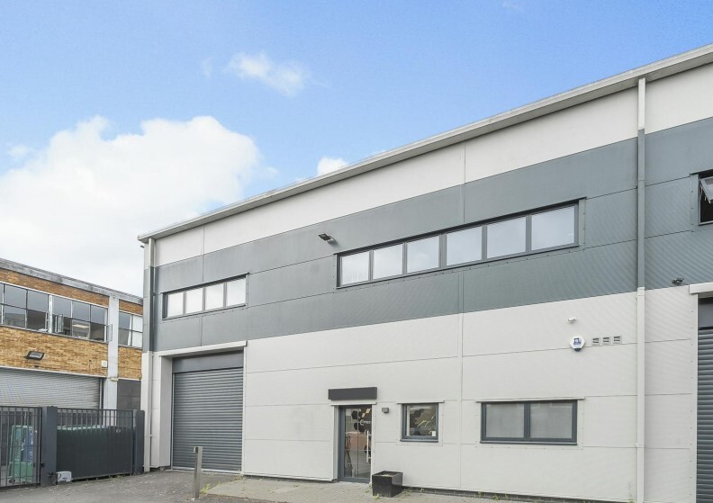 55 Gorst Rd, London, LND for Rent