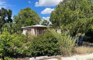 Tampa, FL Dormitory - 1907 W Gray St