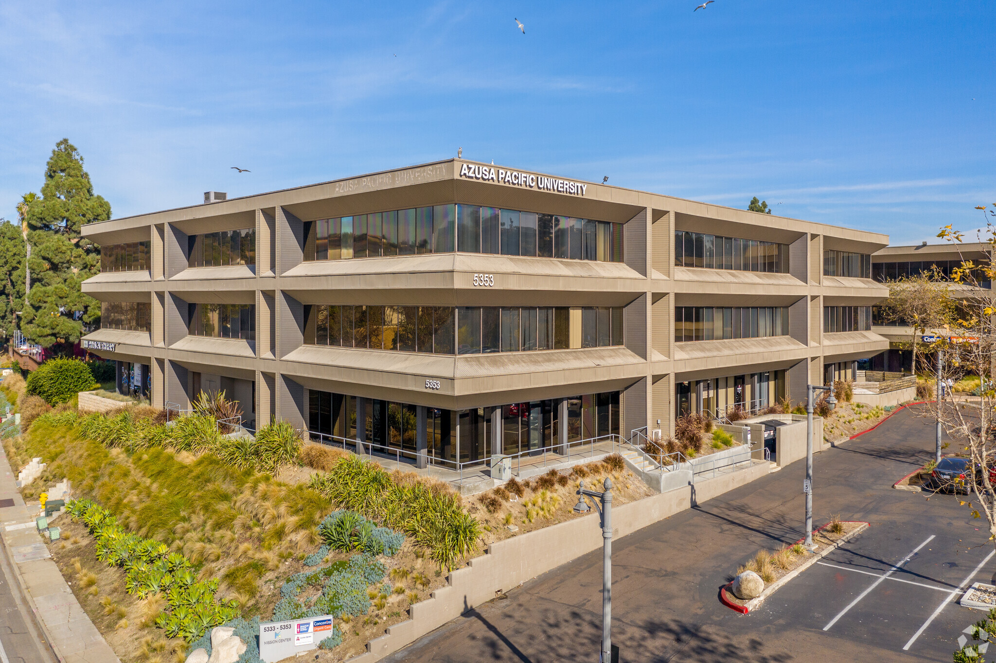 5333 Mission Center Rd, San Diego, CA for Rent