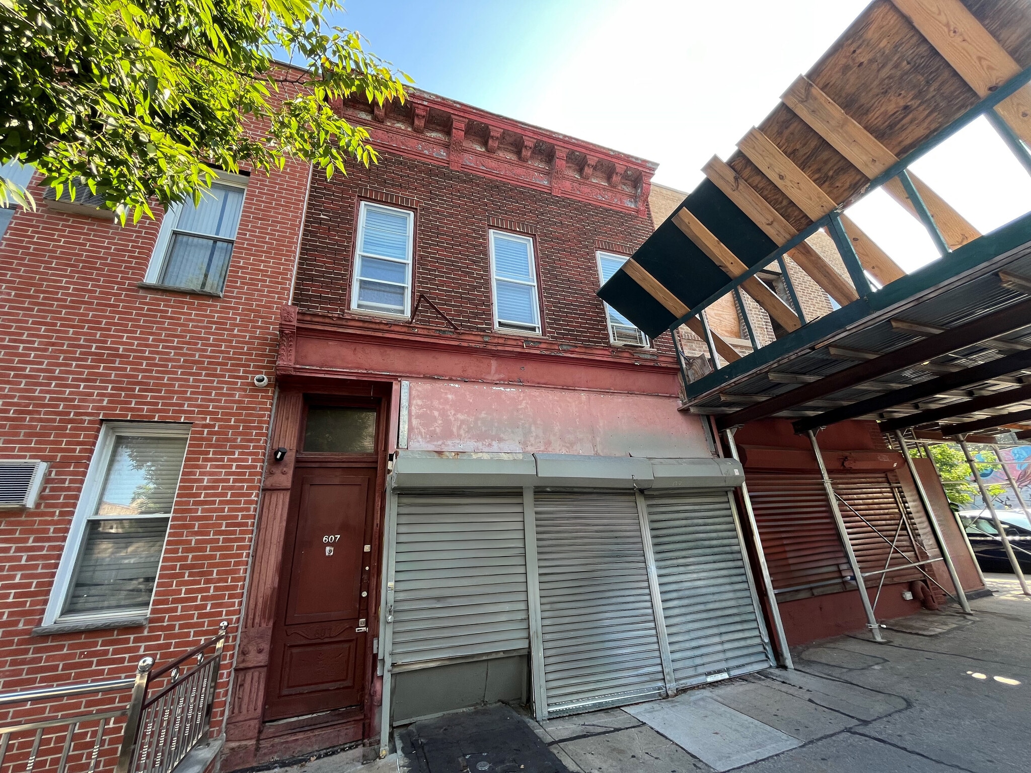 607 Knickerbocker Ave, Brooklyn, NY for Sale