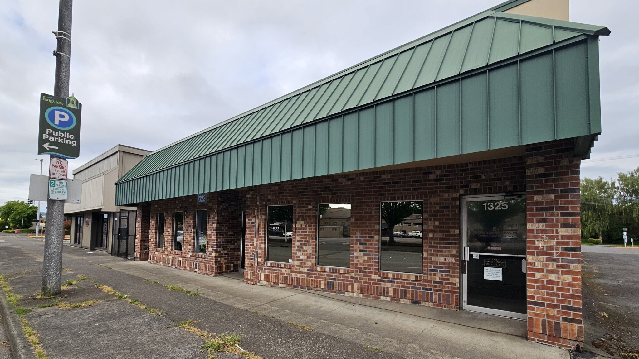 1321-1323 14th Ave, Longview, WA for Sale