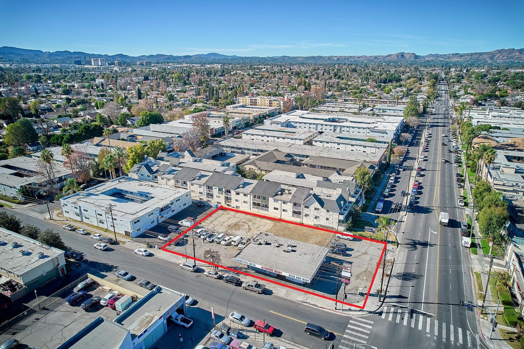 20304 Saticoy St, Winnetka, CA for Sale