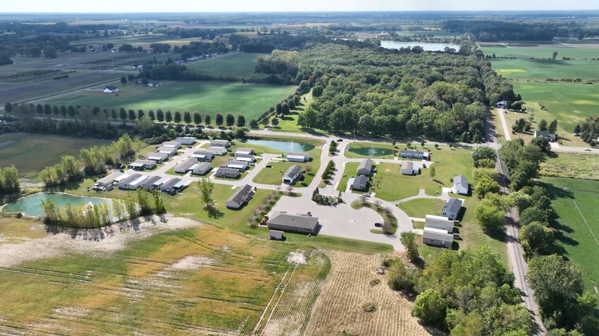 1723 Cranberry Lake Cir, Saginaw, MI for Sale