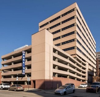 Cincinnati, OH Parking Lots & Garages - 125 E Court St