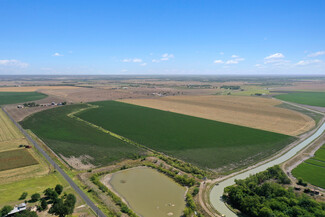 Natalia, TX Commercial - CR 5715