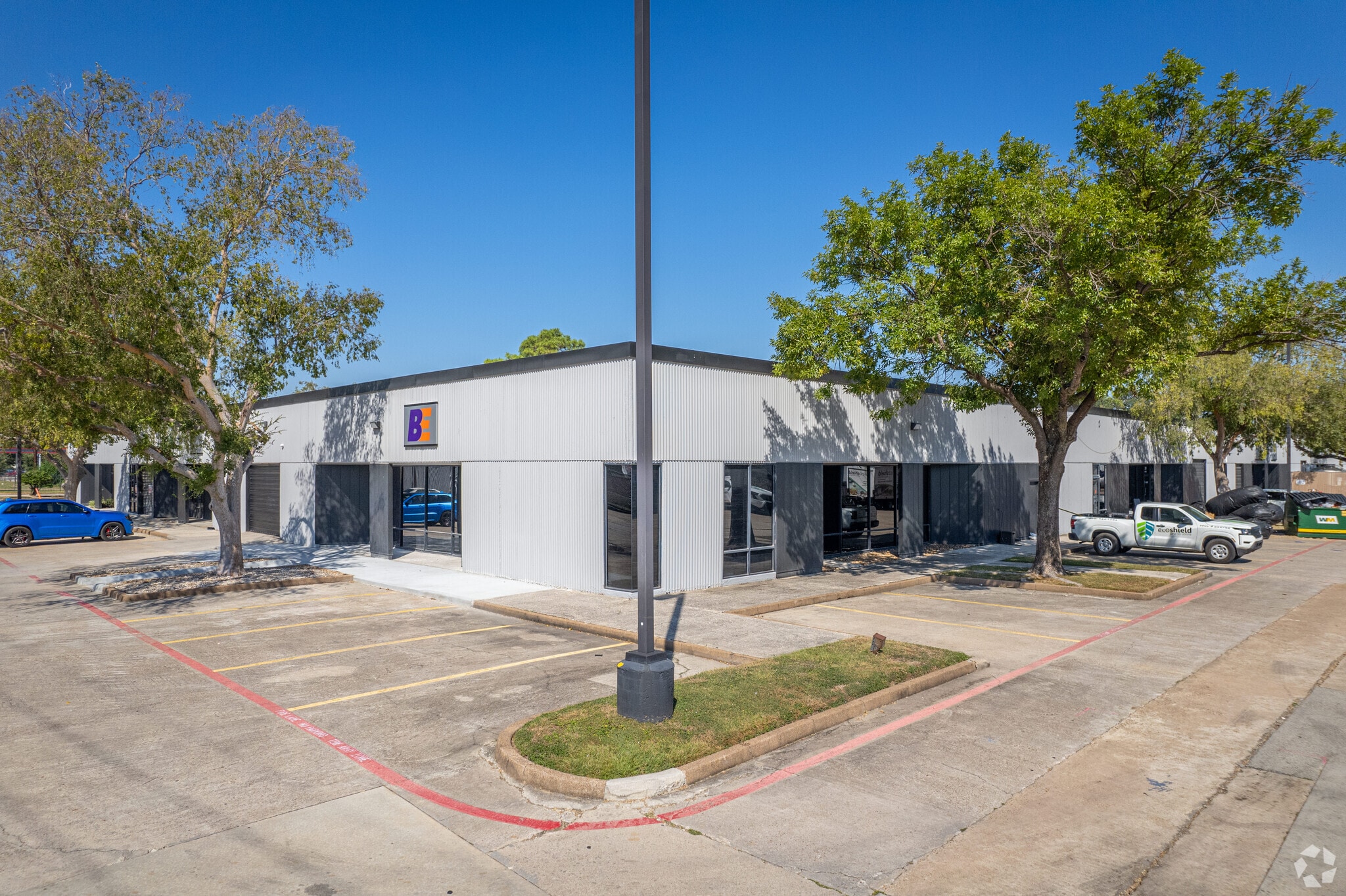 301 Wells Fargo Dr, Houston, TX for Rent