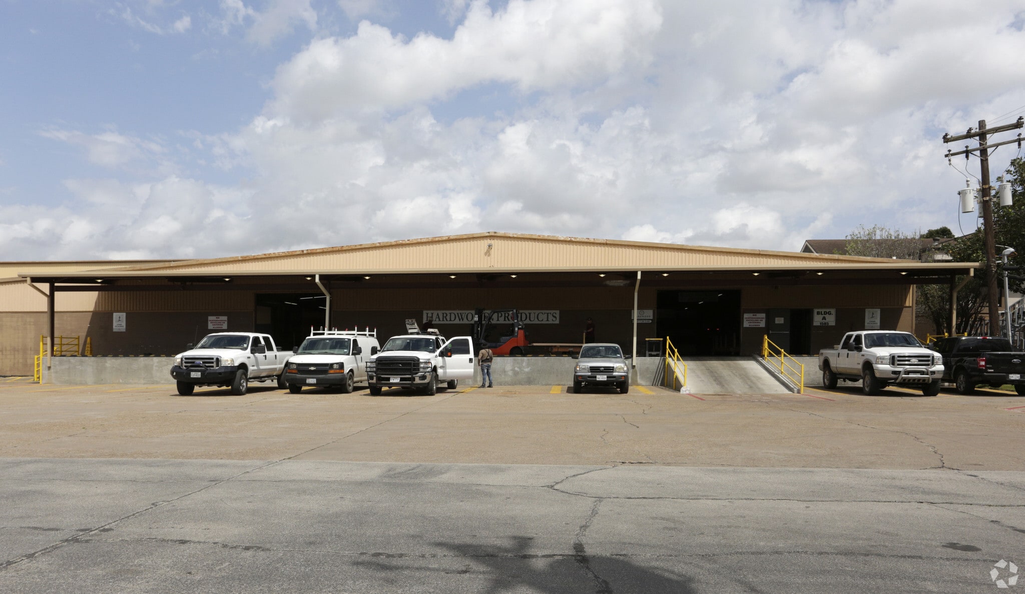 1585 W Sam Houston Pky N, Houston, TX for Sale