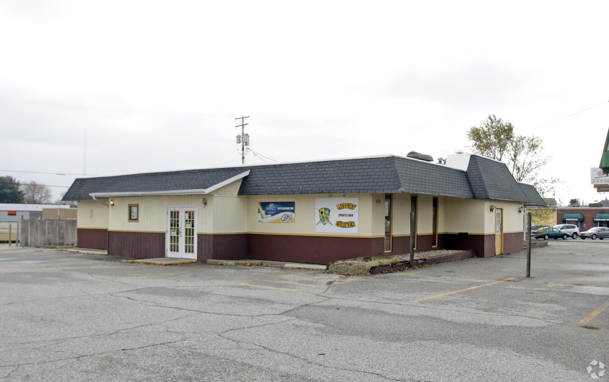 1516 N Ironwood Dr, South Bend, IN for Sale