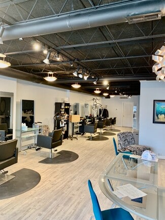 Chagrin Falls, OH Retail - 8303 Washington St