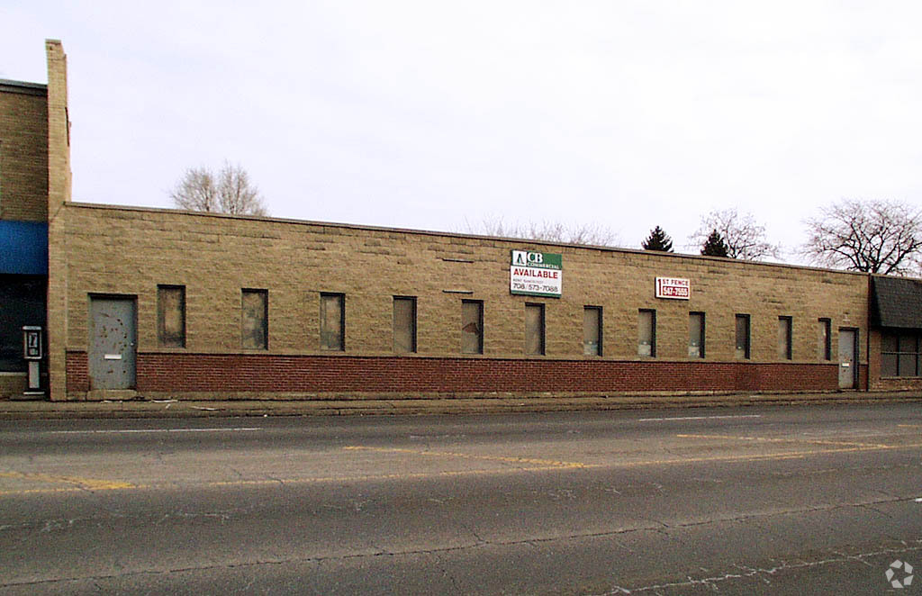 419-423 Mannheim Rd, Bellwood, IL for Sale