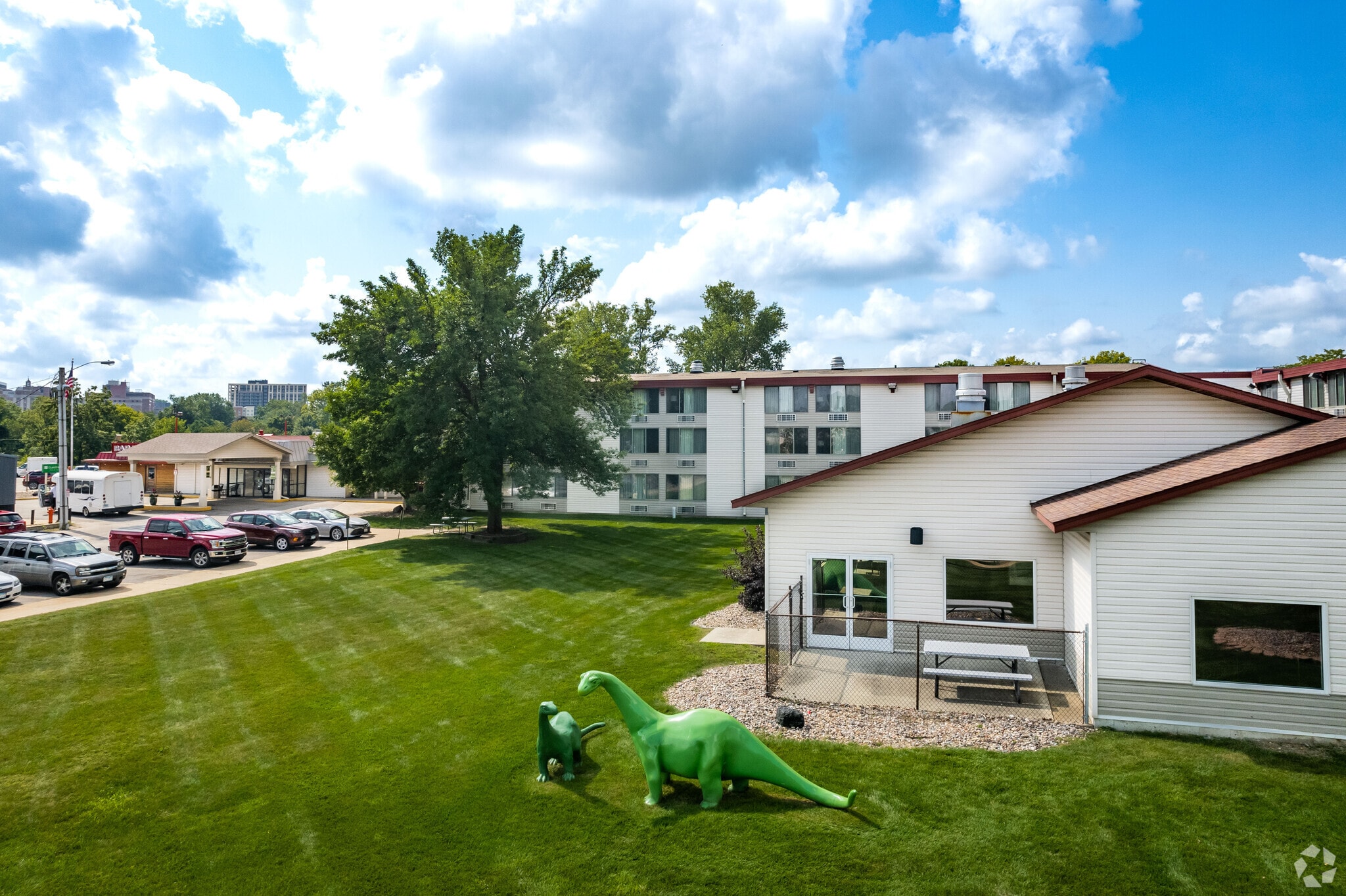 435 16th Ave NW, Rochester, MN for Sale