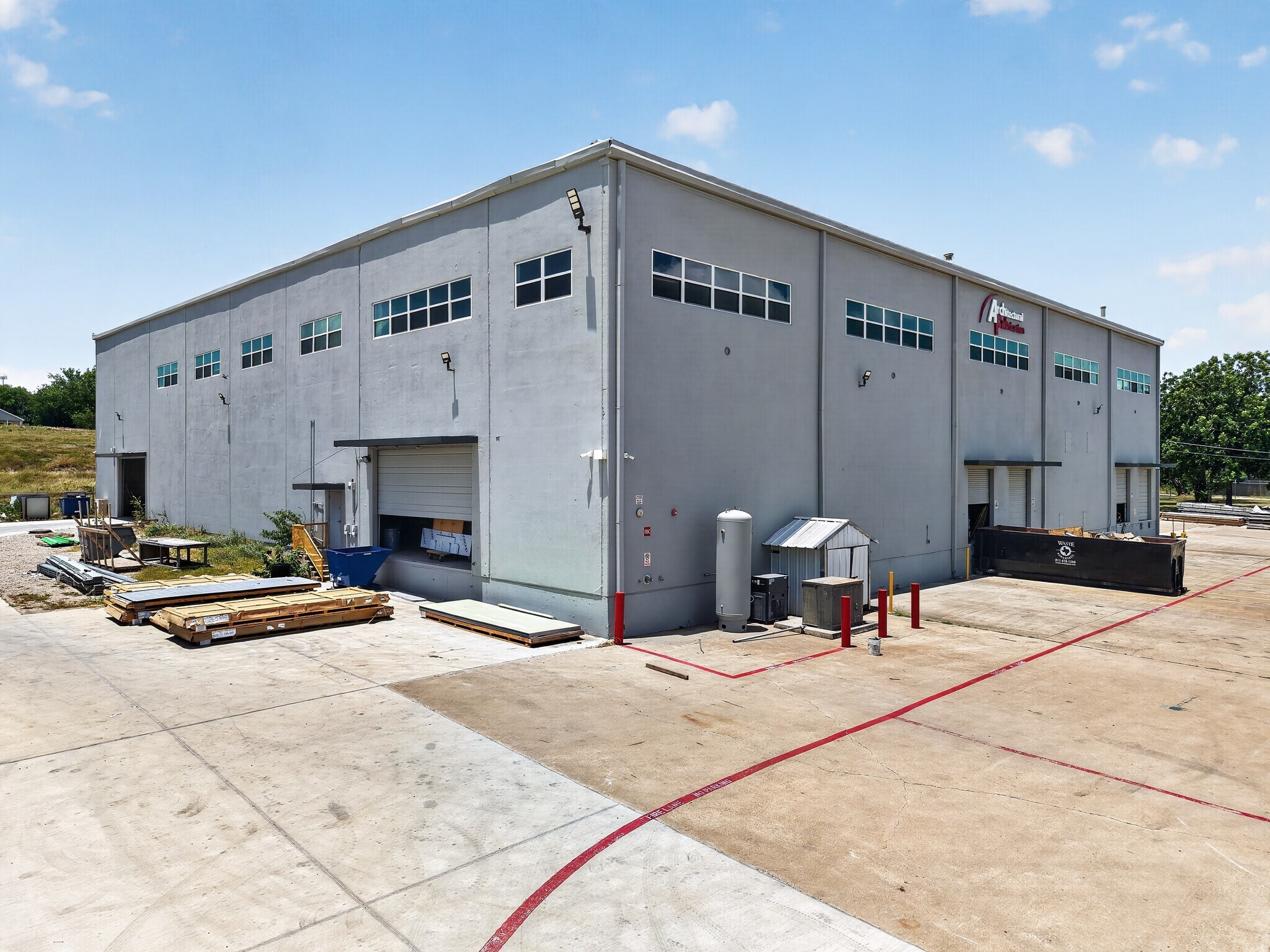 2000 E Richmond Ave, Fort Worth, TX for Rent