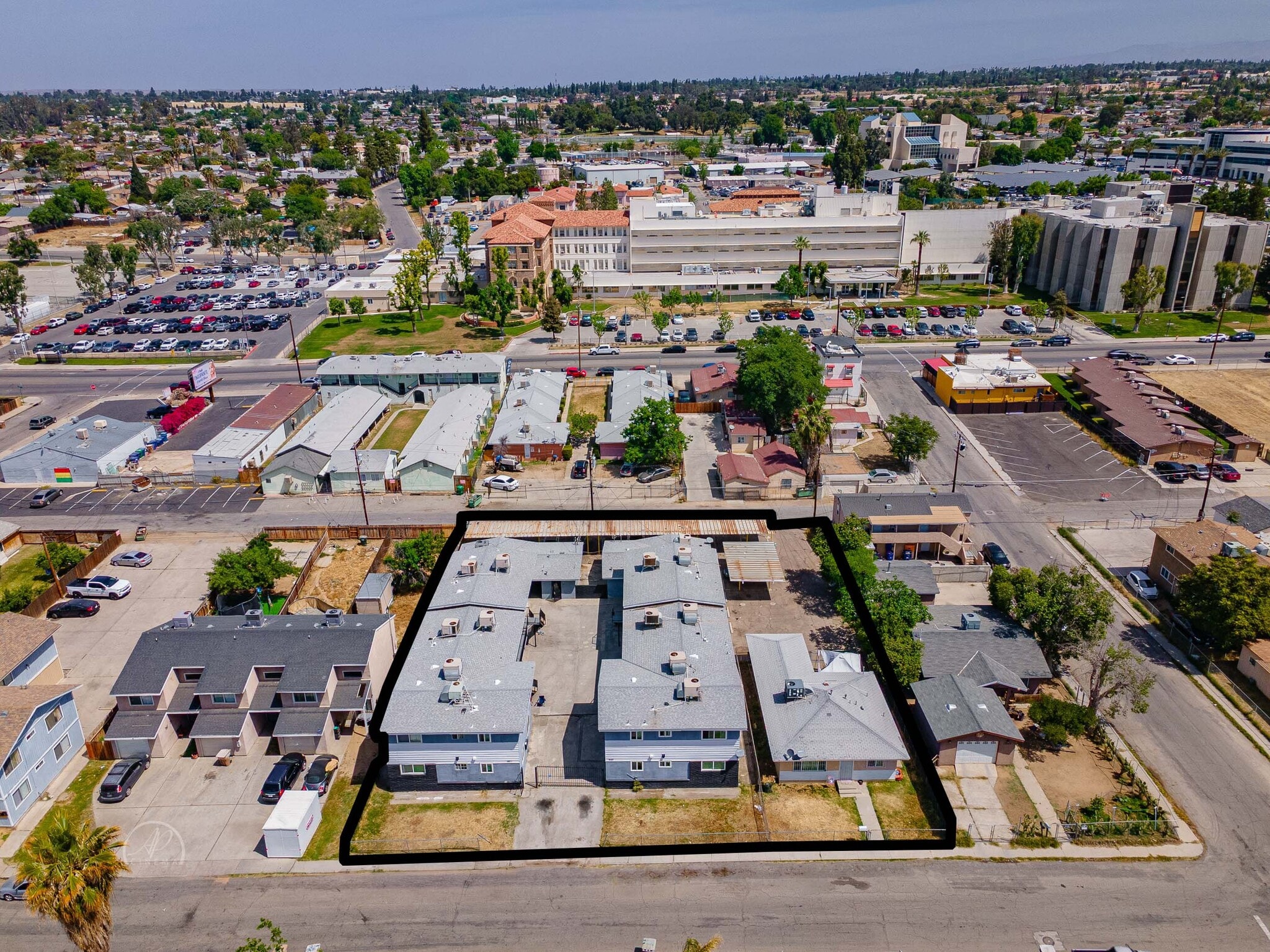 1820-1880 Quincy St, Bakersfield, CA for Sale
