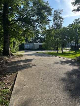 Baton Rouge, LA Light Distribution - 636 Highlandia Dr