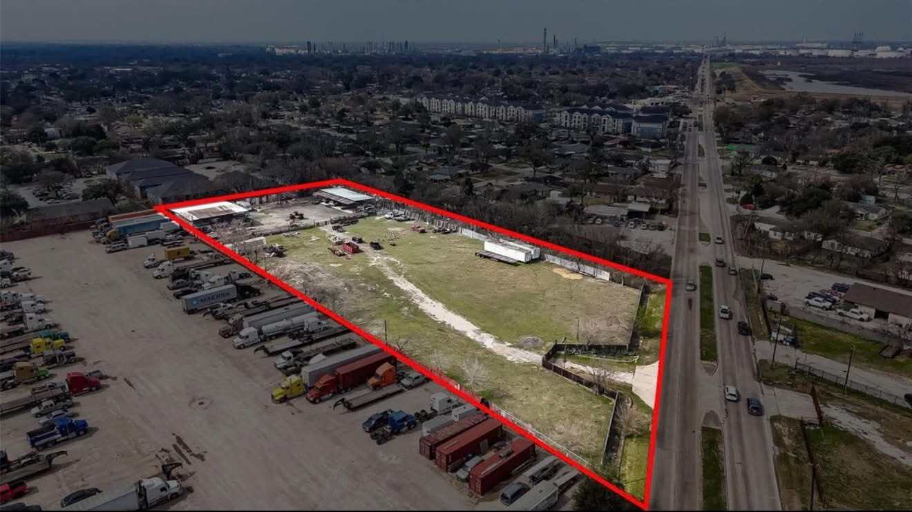 1760 Allen Genoa Rd, Houston, TX for Sale