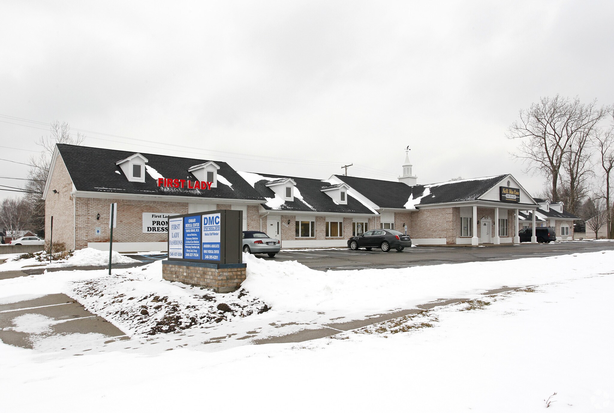 26221 Southfield Rd, Lathrup Village, MI for Rent