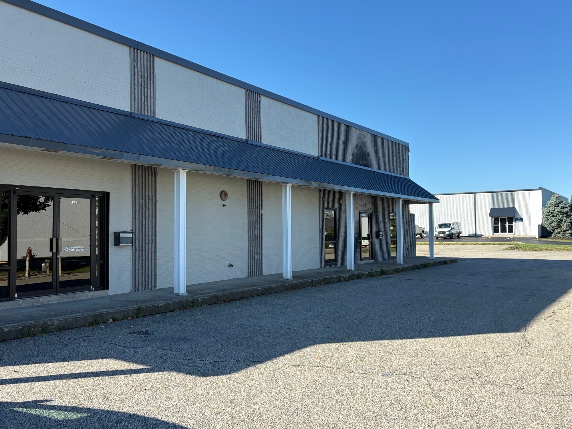 4775 Interstate Dr, Cincinnati, OH for Rent