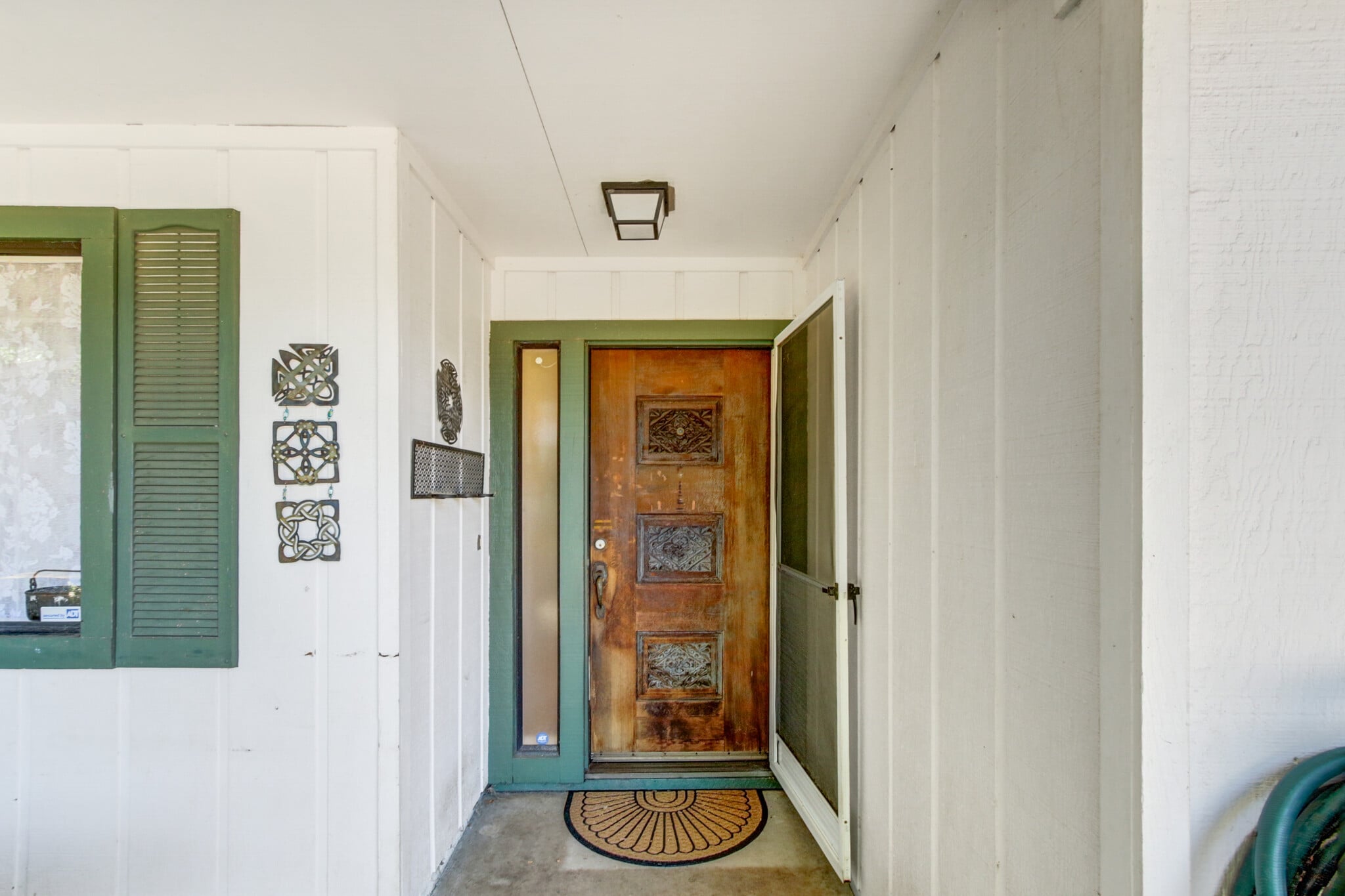 4833 College Oak Dr, Sacramento, CA for Sale