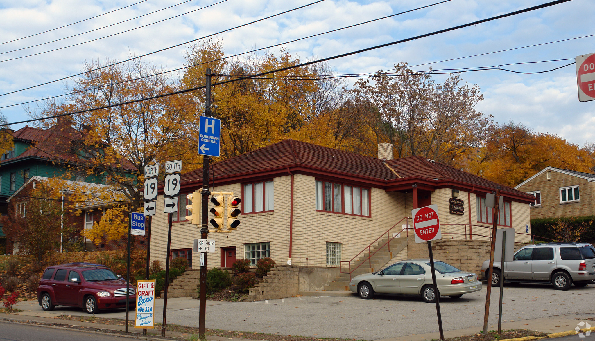 526 Perry Hwy, Pittsburgh, PA for Sale