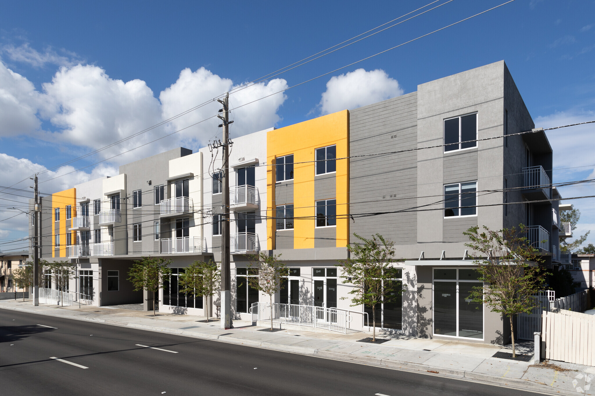 961 SW 7th St, Miami, FL for Rent