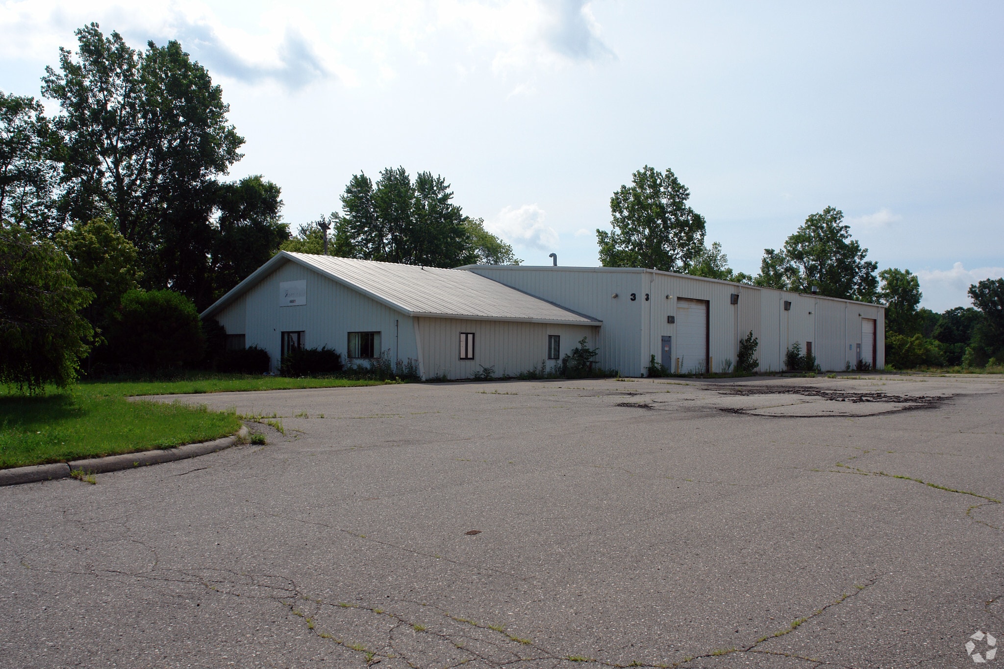 , Novi, MI for Sale
