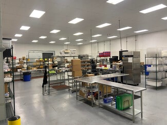 Cerritos, CA Industrial - 13834-13842 Bettencourt St