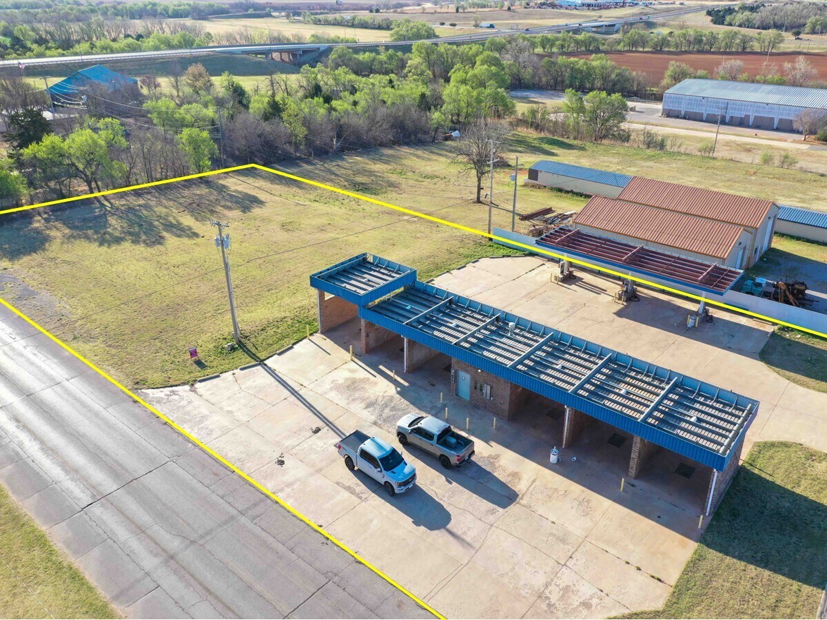 600 Opal Ave, Clinton, OK for Sale