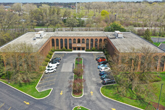 Lake Bluff, IL Office - 900 N Shore Dr