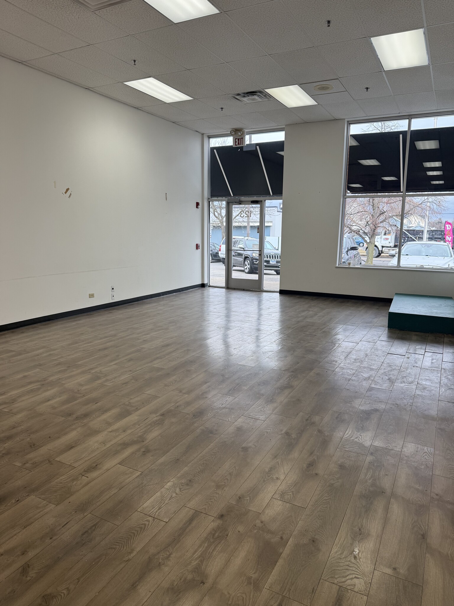 121-131 Collins St, Joliet, IL for Rent