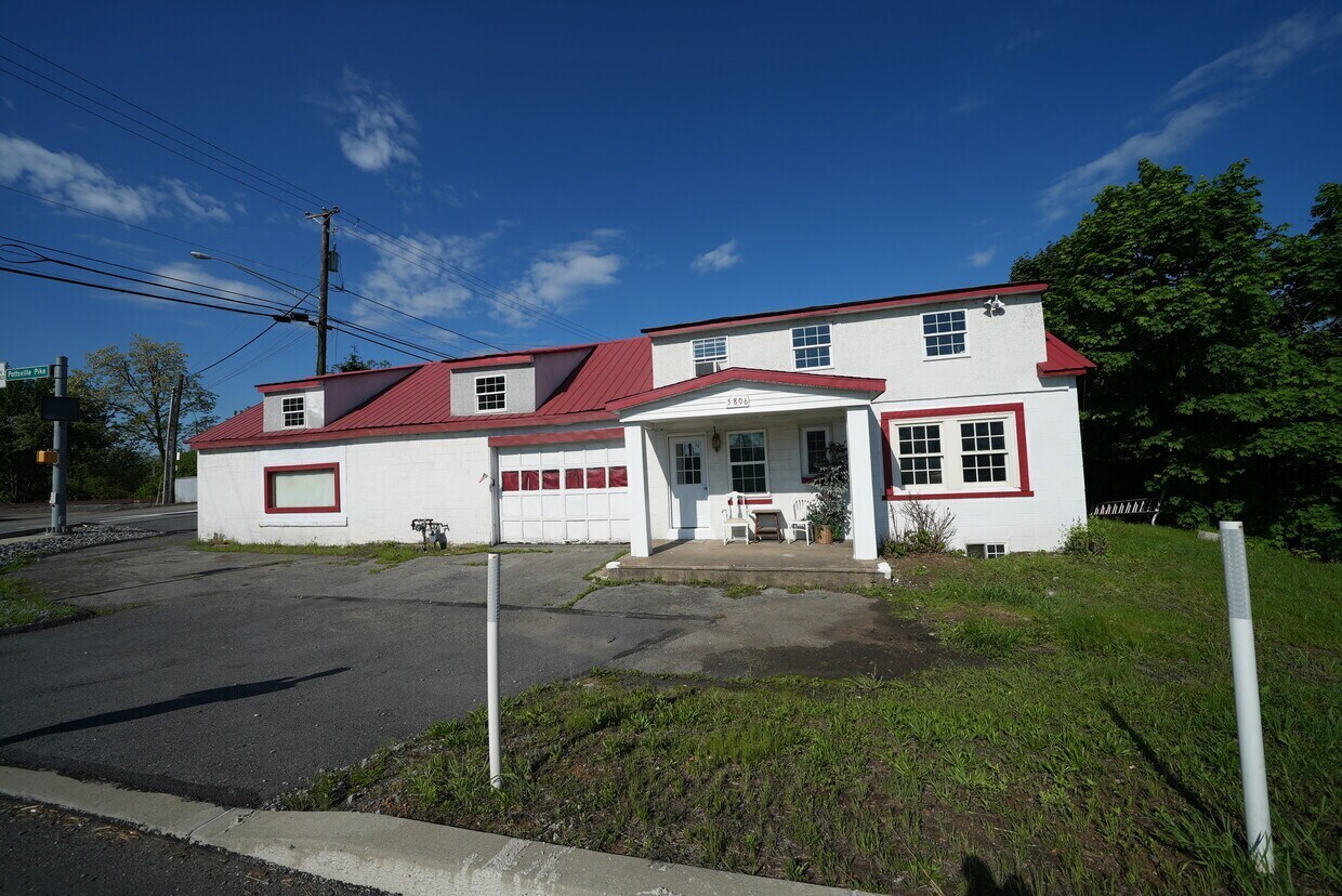 5806 Pottsville Pike, Leesport, PA for Sale