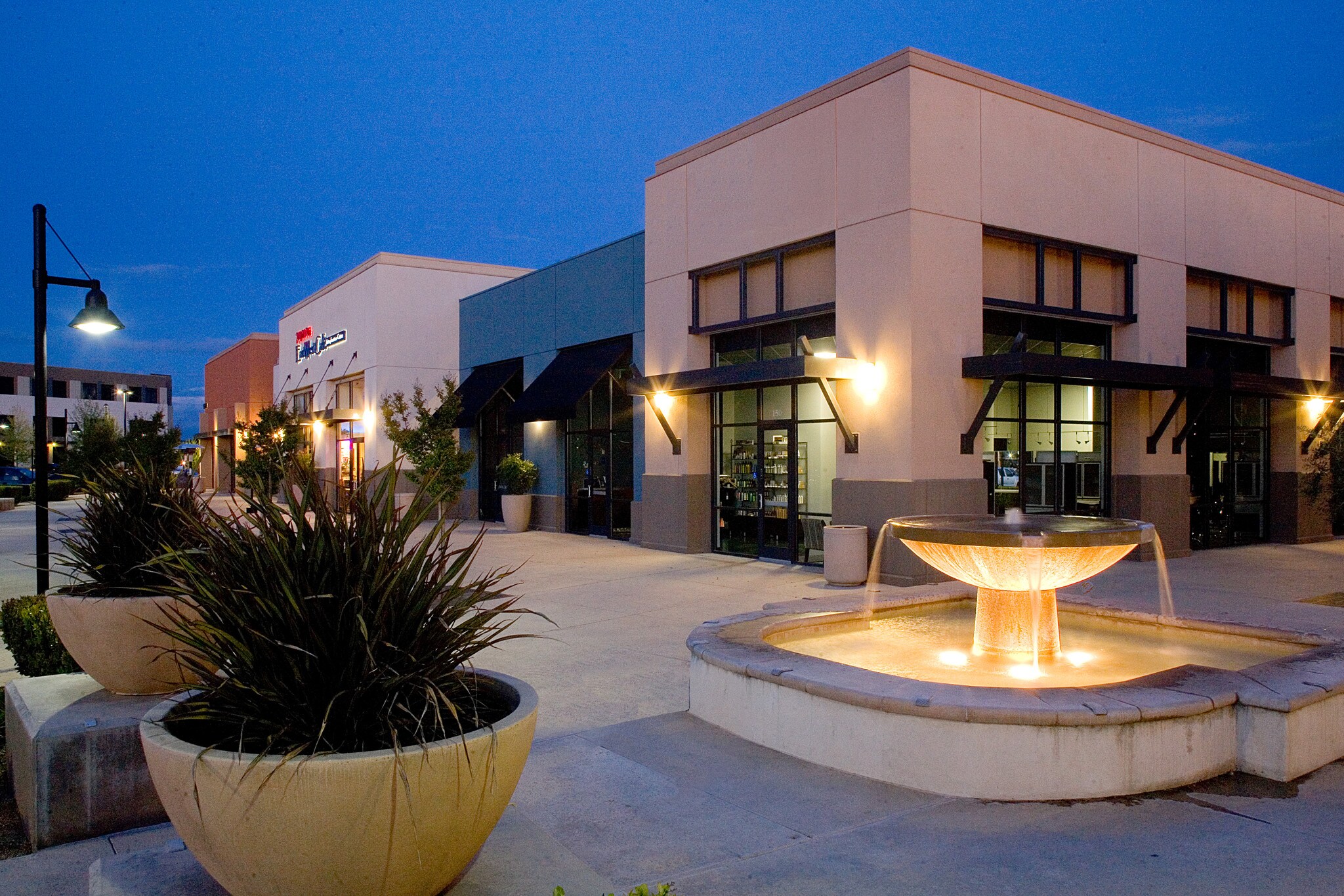 9261 Laguna Springs Dr, Elk Grove, CA for Rent