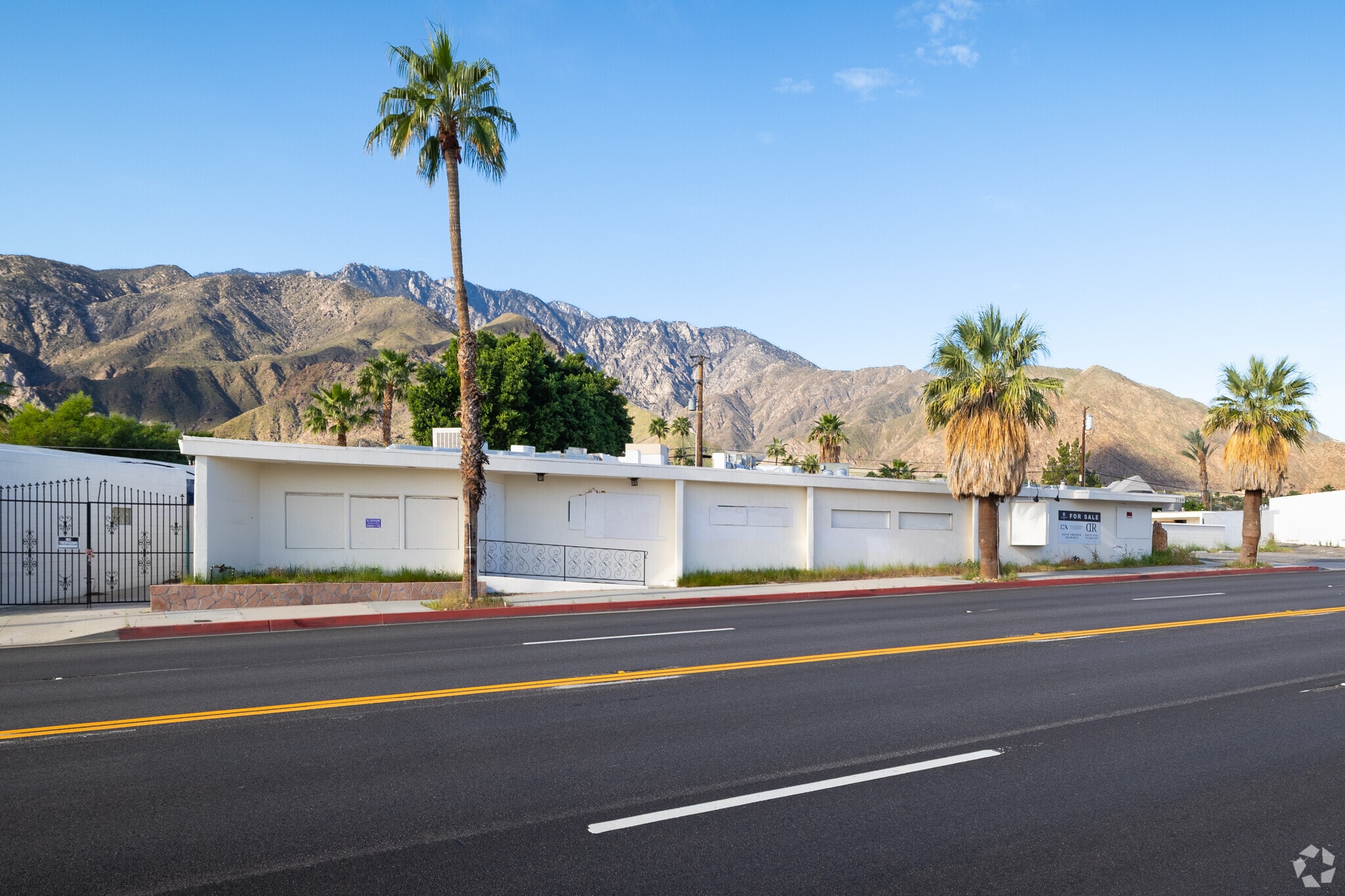 2249 N Palm Canyon Dr, Palm Springs, CA for Sale