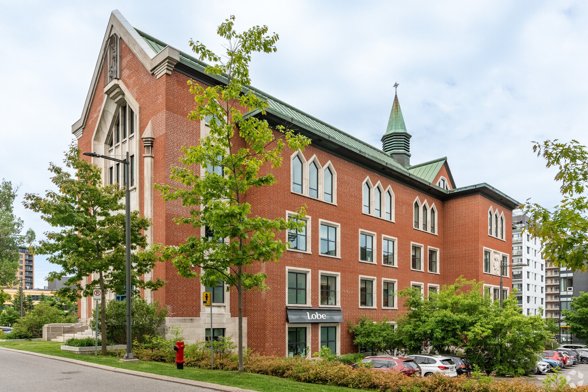 1200 Rue Des Soeurs-Du-Bon-Pasteur, Québec, QC for Rent