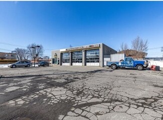 Montréal, QC Storefront - 5161 Rue De Castille Montréal, QC Storefront - 5161 Rue De Castille