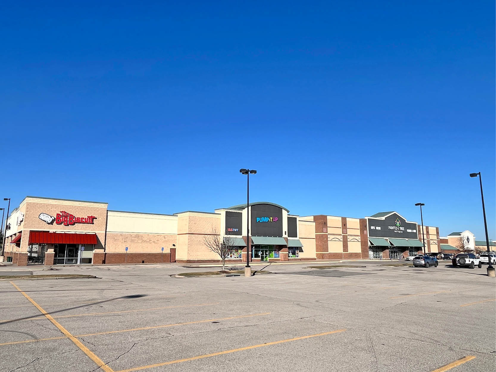 8502-8652 W 133rd St, Overland Park, KS for Rent