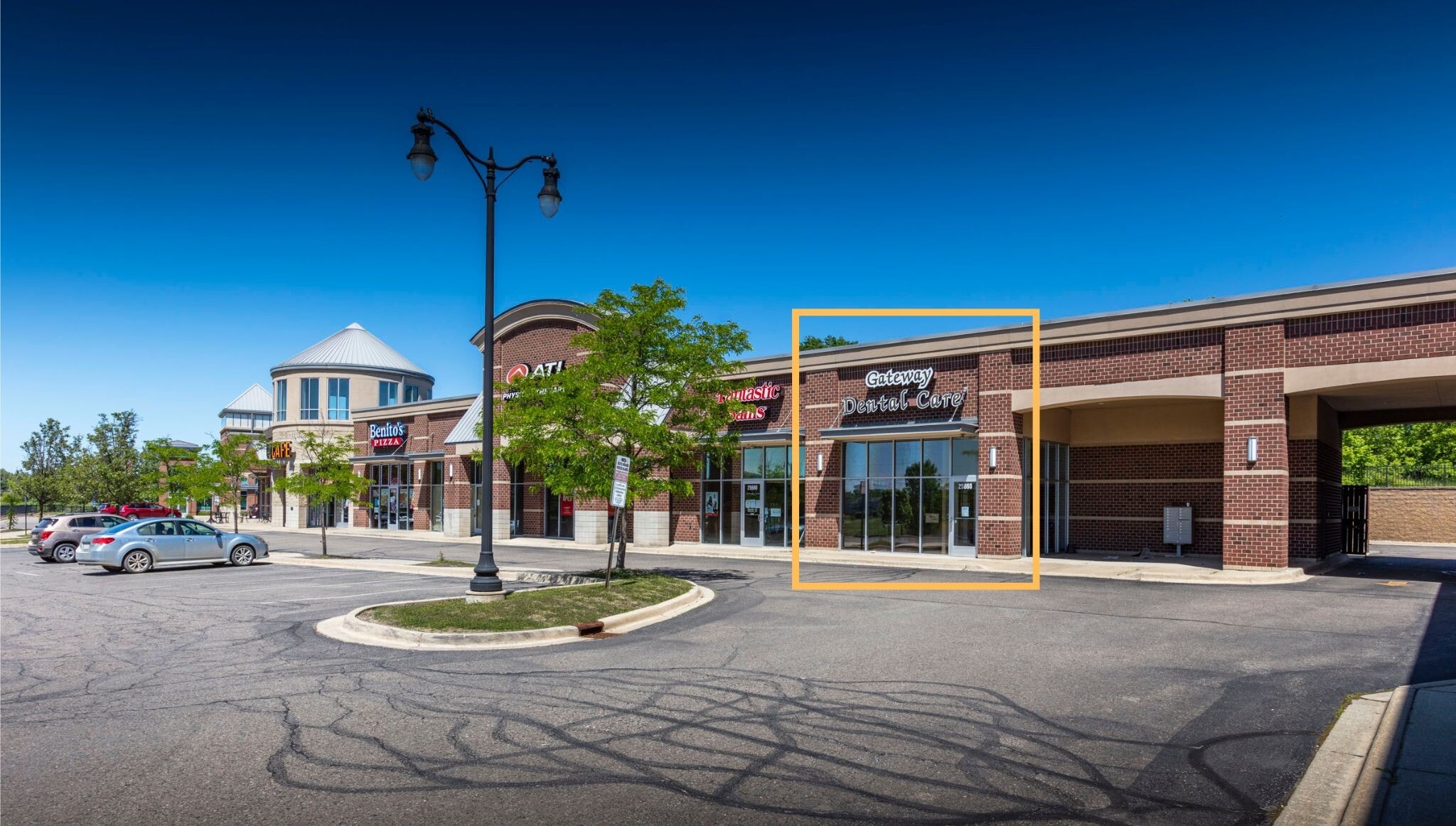 25660-25860 Pontiac Trl, South Lyon, MI for Rent