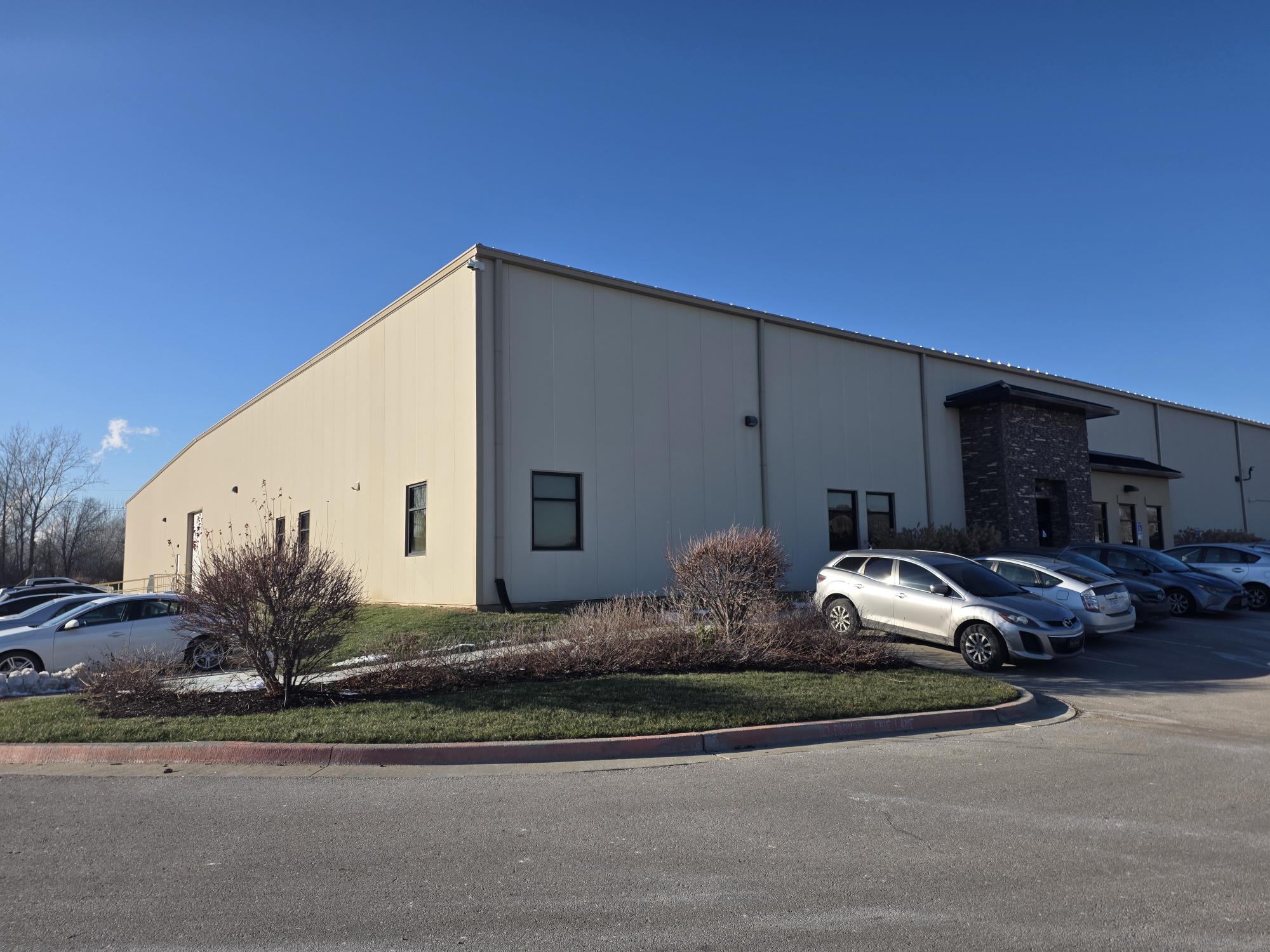 4300-4324 N Belgium Ave, Riverside, MO for Rent