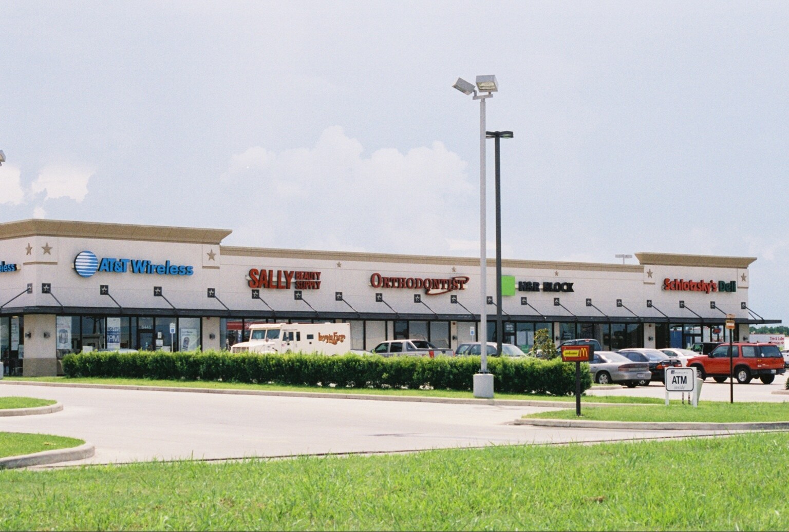8465 Memorial Blvd, Port Arthur, TX for Rent