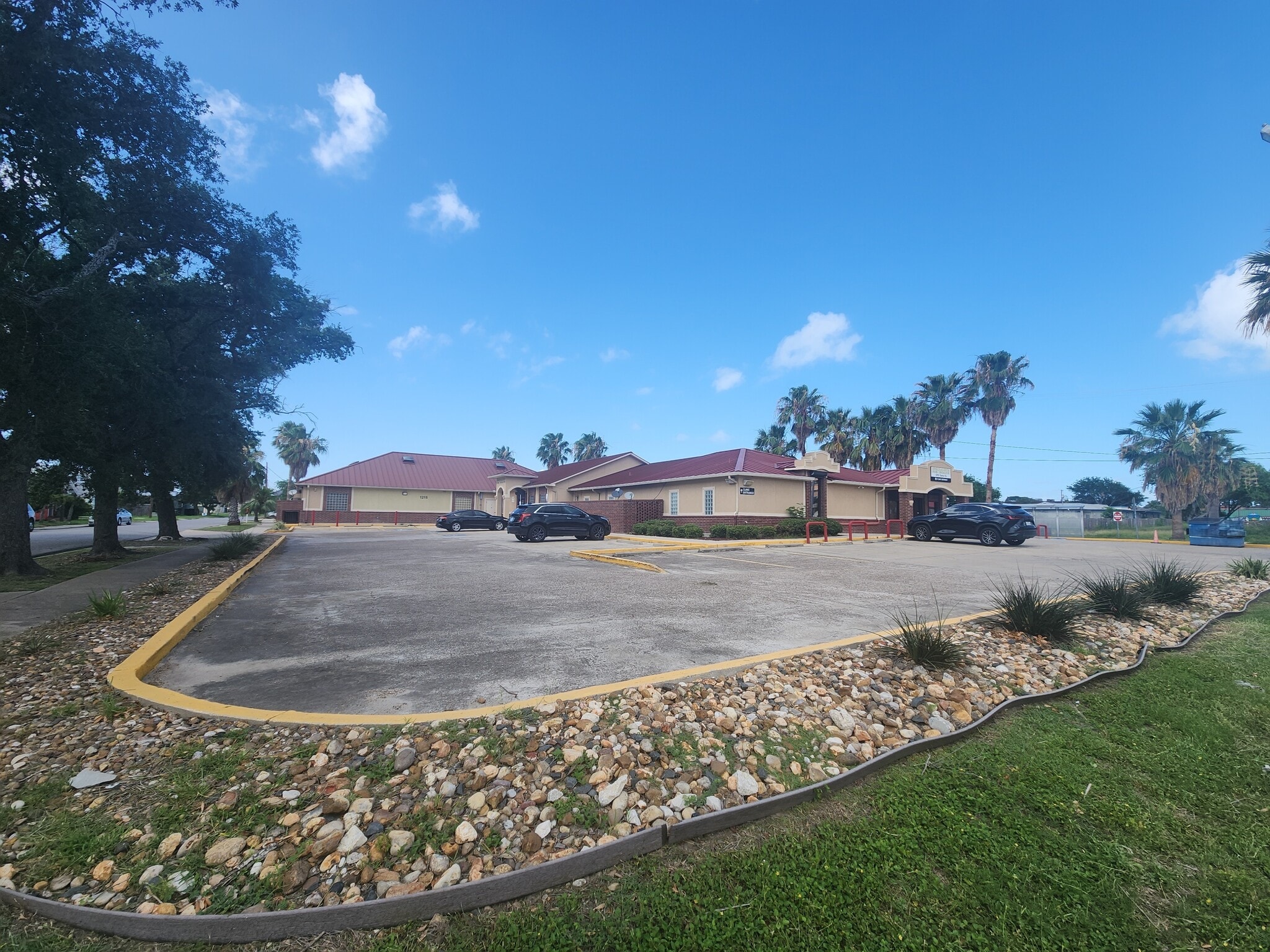 1215 Santa Fe St, Corpus Christi, TX for Sale