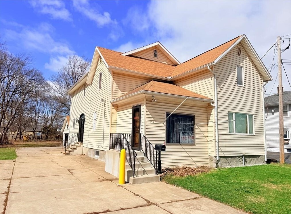 158 Lake St, Hamburg, NY for Sale