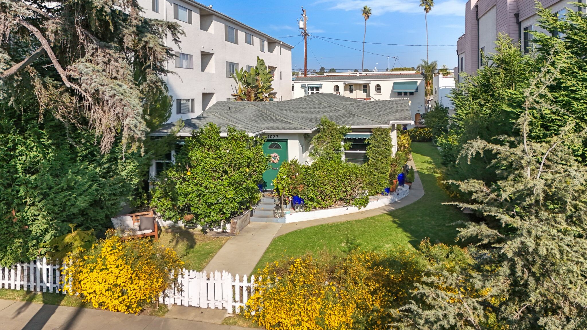 1027 12th St, Santa Monica, CA for Sale