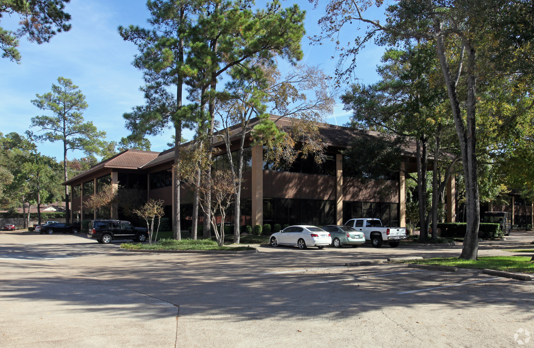 13910 Champion Forest Dr, Houston, TX for Rent