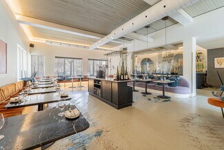 Montréal, QC Retail - 5090-5092 St Notre-Dame O Montréal, QC Retail - 5090-5092 St Notre-Dame O