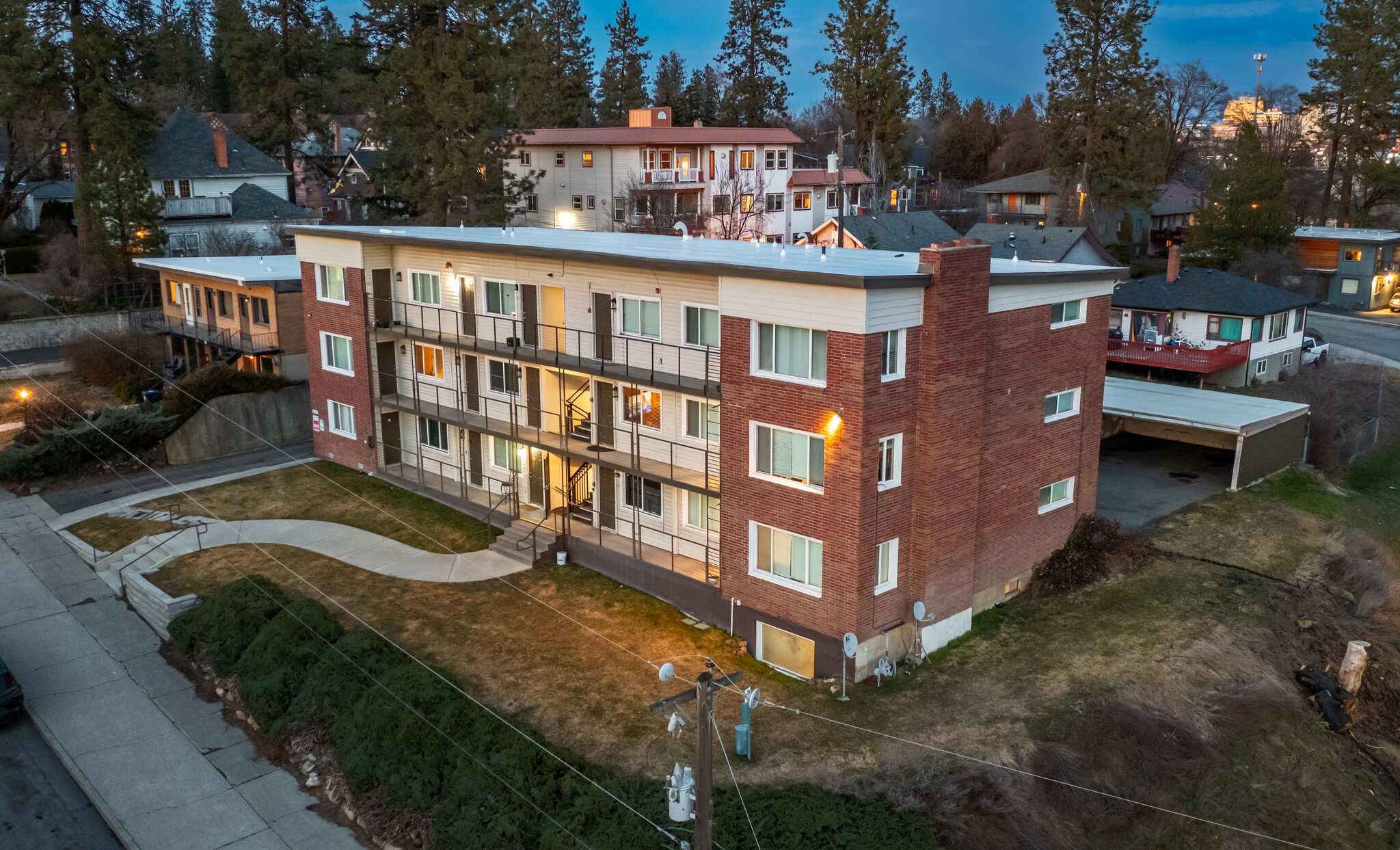 515 S Coeur D' Alene St, Spokane, WA for Sale